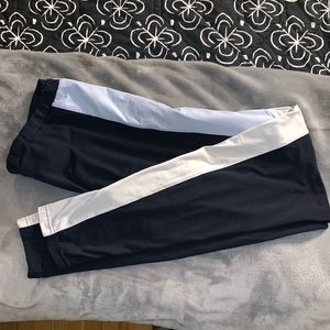 Adidas leggings size L